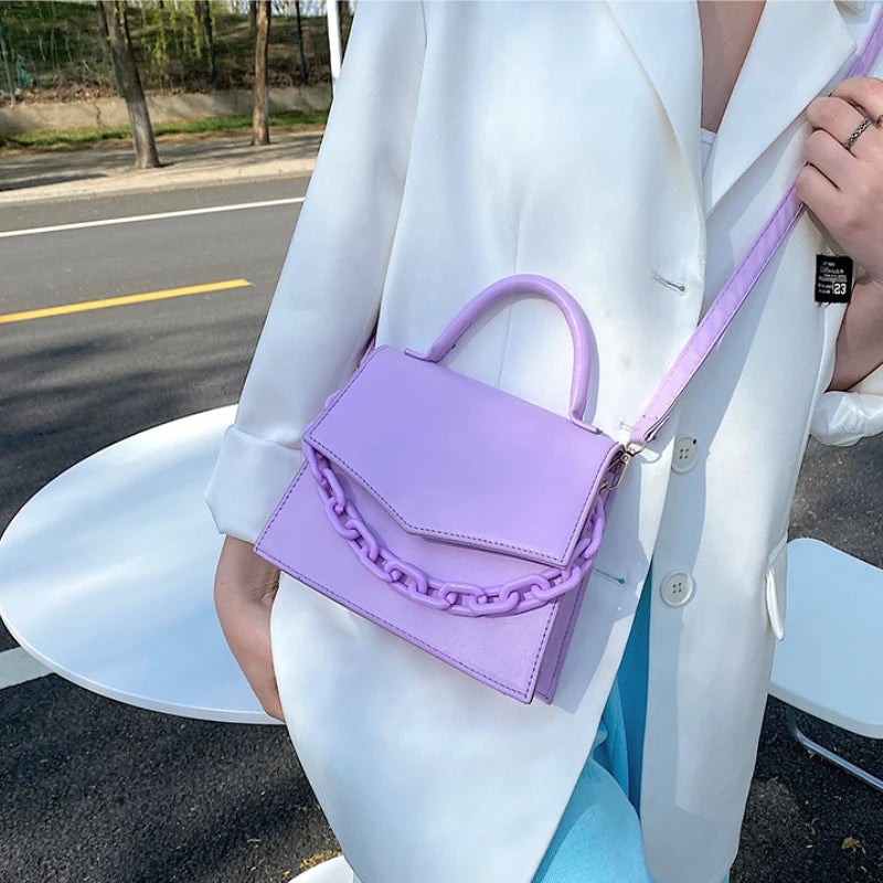 https://ae01.alicdn.com/kf/S9cd4321b1b4e4f8f8e7a074b85142017L/New-Chain-Shoulder-Bag-Designer-Handbags-for-Ladies-Solid-Color-Crossbody-Bags-for-Women-Fashion-Female.jpg
