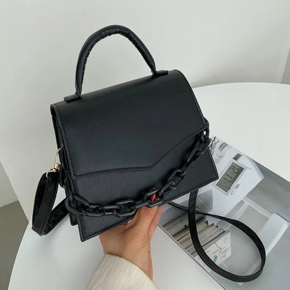 https://ae01.alicdn.com/kf/S6407fa685a3a4314840d46e11708aa8dO/New-Chain-Shoulder-Bag-Designer-Handbags-for-Ladies-Solid-Color-Crossbody-Bags-for-Women-Fashion-Female.jpg_640x640.jpg